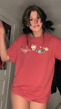 Petite Girl Turn-On: OnlyFans Teen Tits